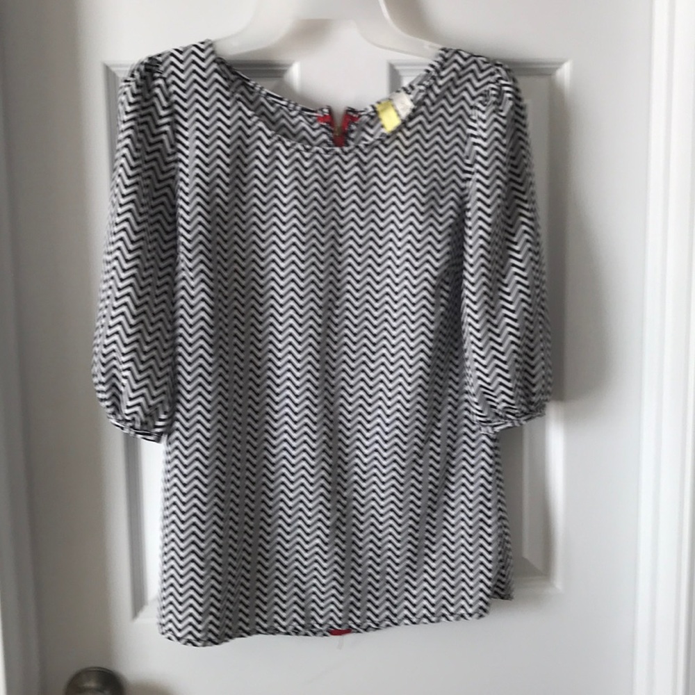 Francesca’s 3/4 Sleeve Shirt